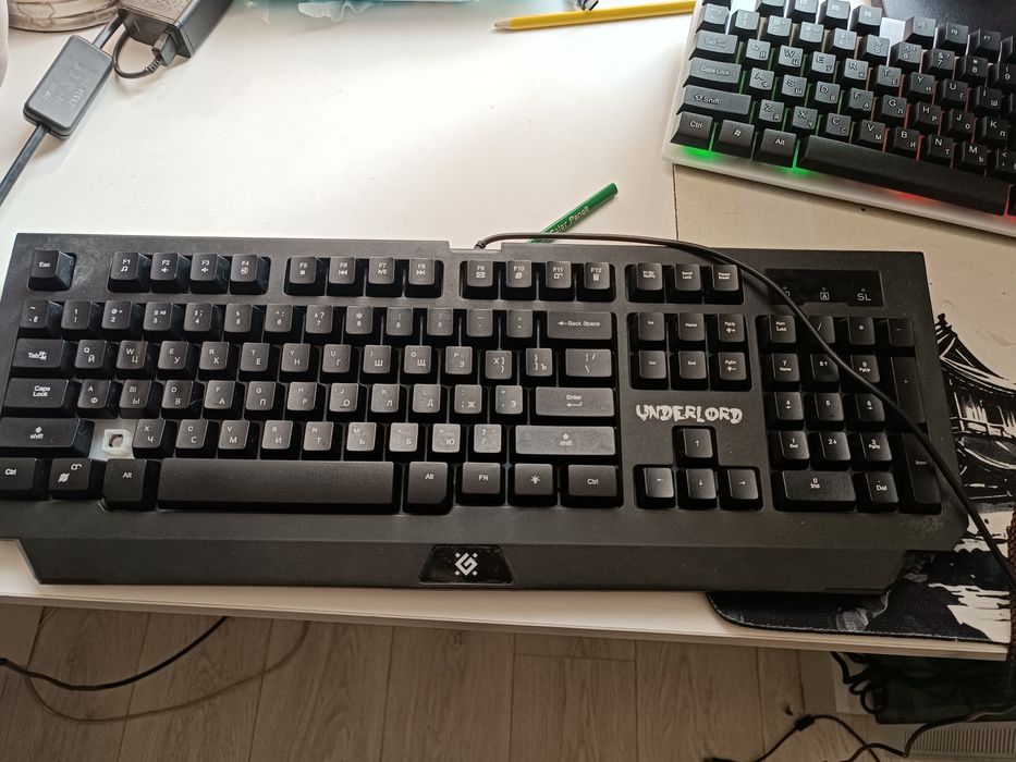 Б/у клавиатура недорого