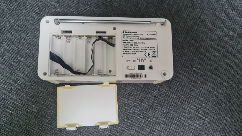 PEAQ DAB+/FM цифрово радио , стерео!