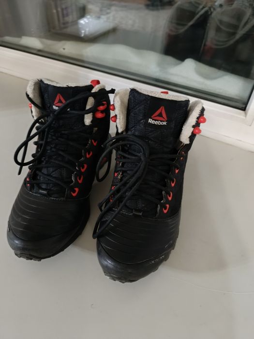 Кроссовки Reebok