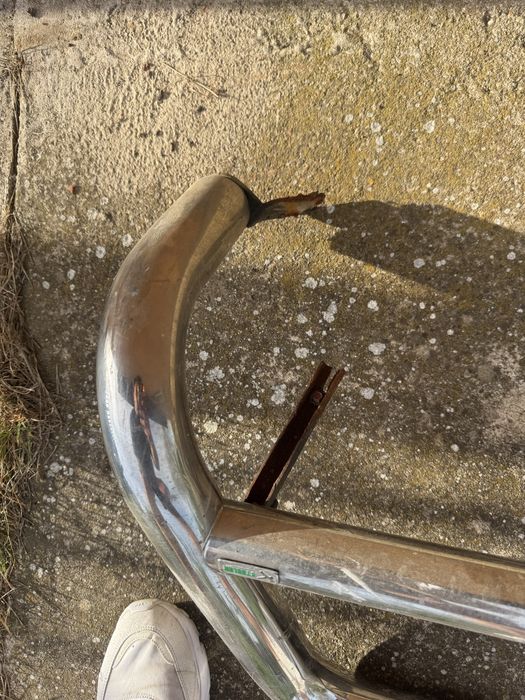 Vand bullbar auto