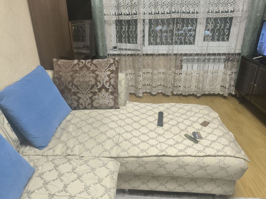 Диван угловой, бу