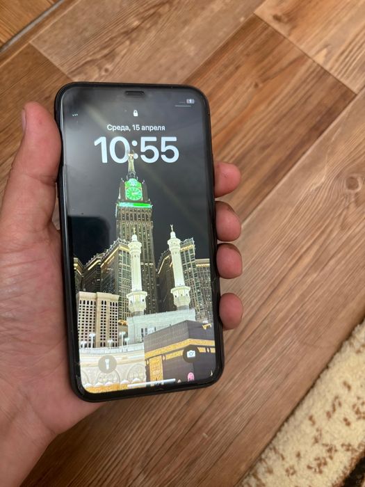 iPhone 11  64 гб