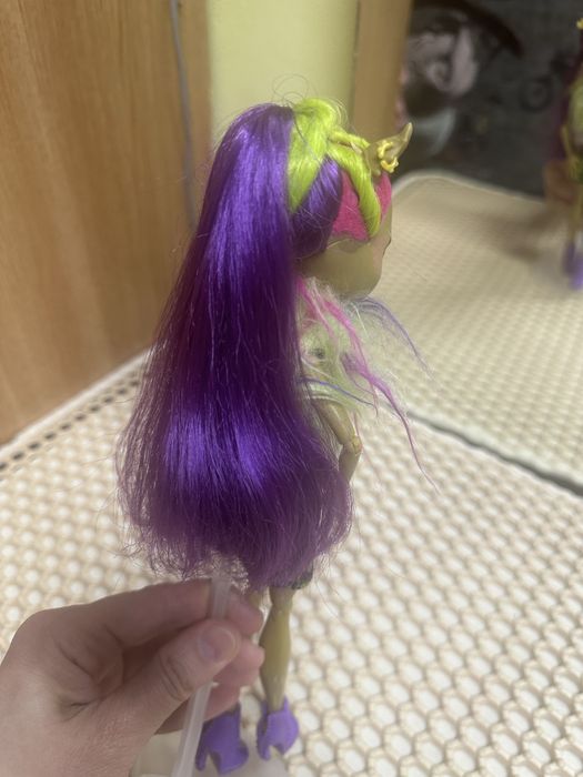 Продам  кукол монстр хай!