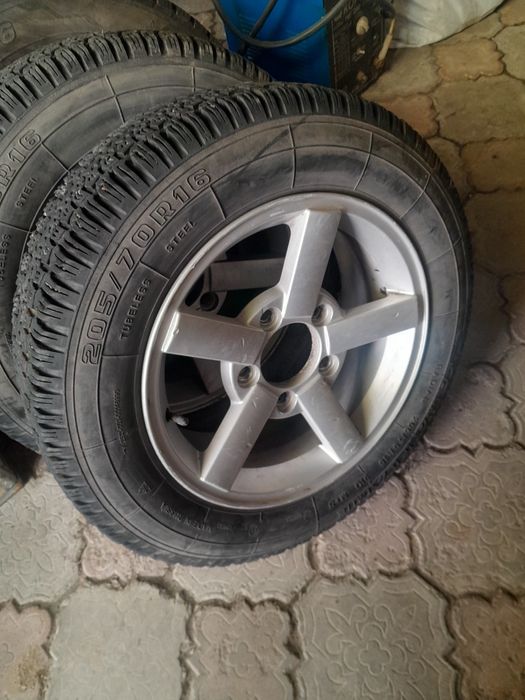 продам шины зимние