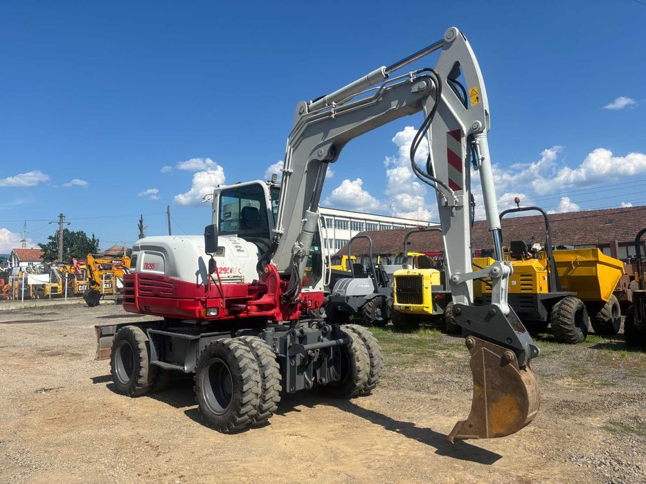 Excavator pe roți Takeuchi TB295W, 12 tone, 2017
