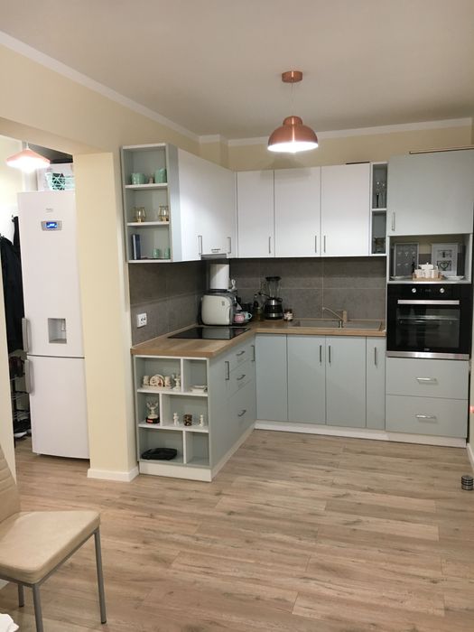 Inchiriez apartament 2-3 camere Floresti Urusagului in vila
