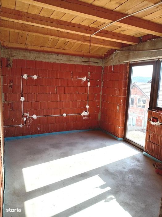 Casa de vanzare in Betfia, cu 6 camere, la rosu, Bihor,Gaminvest,V4469