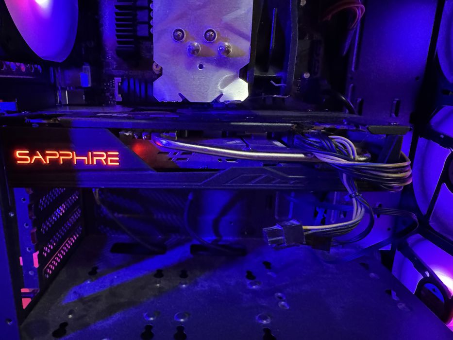 RX 5600 xt видеокарта