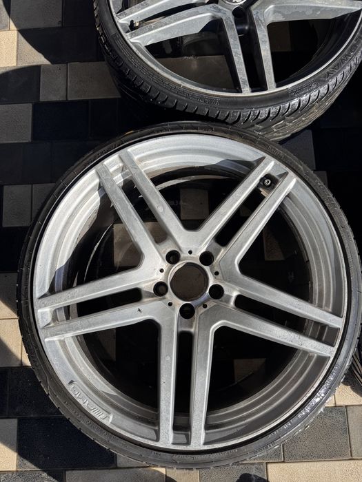 AMG  20 диски разноширокие