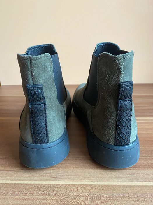 Велурени боти WODEN