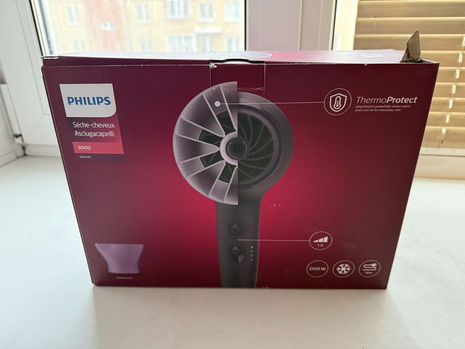 Продам фен Philips на запчасти!