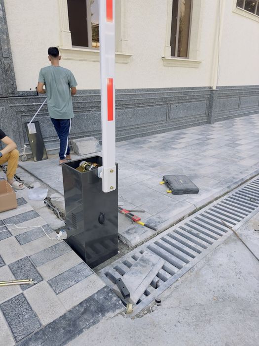 Установка и ремонт шлагбаумов