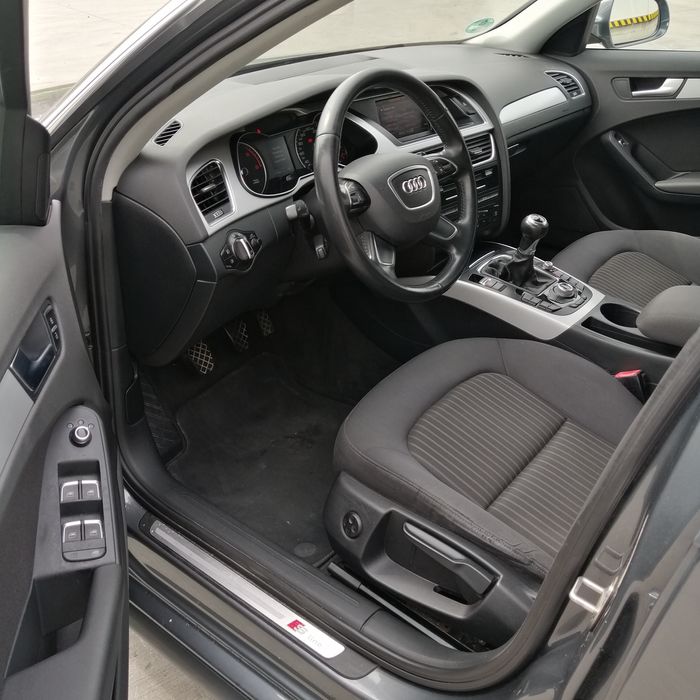 Audi A4 S-Line Exterior 2.0 diesel 150 cp Euro 6
