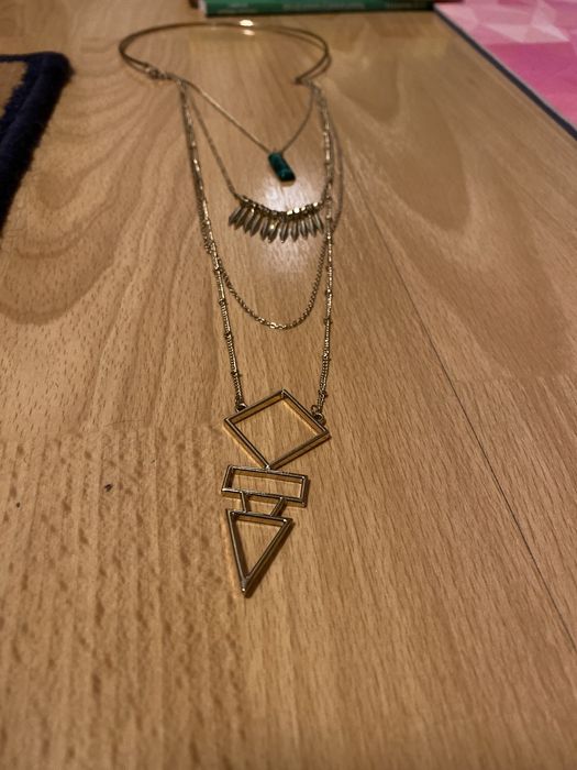 Colier deosebit model geometric