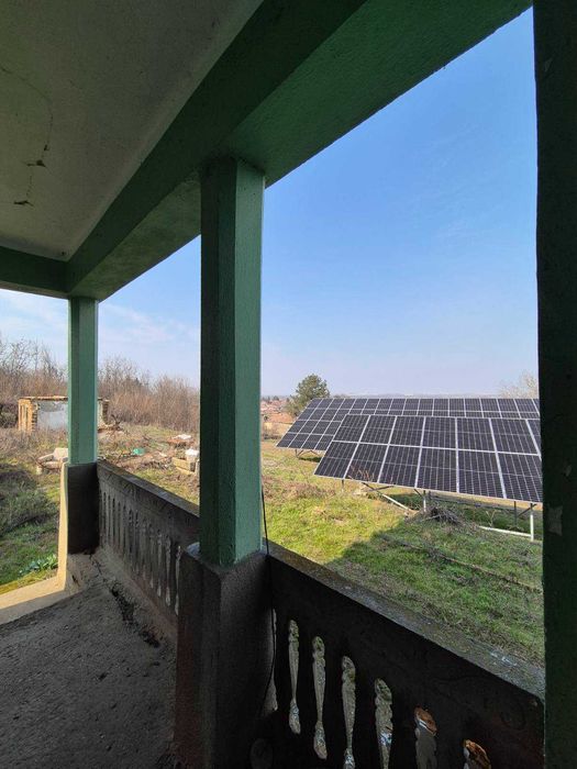 Фотоволтаична централа 60 KW и къща до гр. Белене .