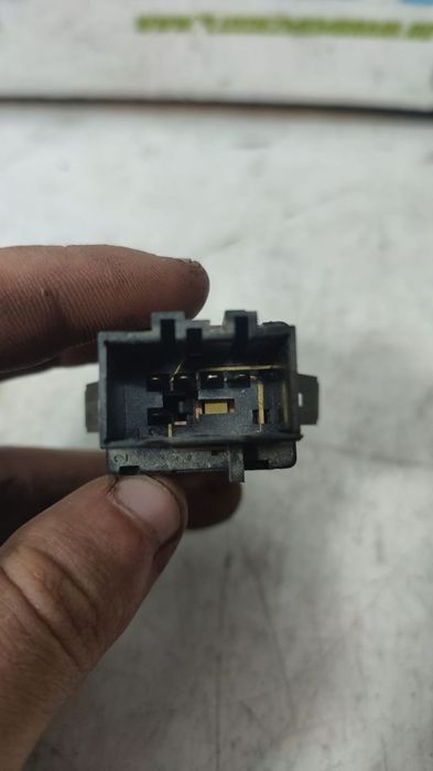 Buton dezaburire parbriz 6L1959621 Seat Ibiza 3 6L [2002 - 2006]