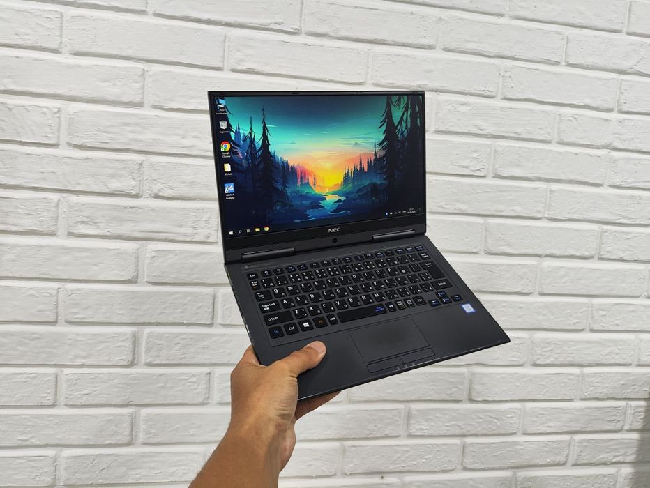 Nec x360  -> i7 8/256