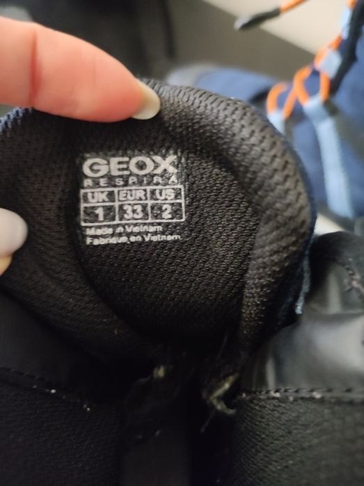 Ботинки зимние geox размер 33