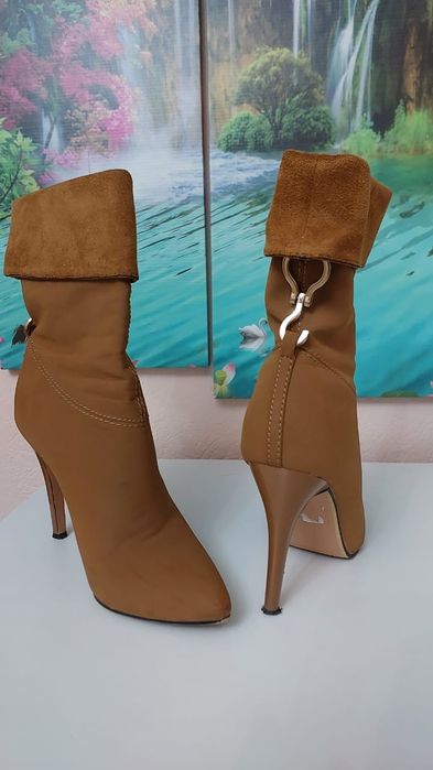 Продам осенние ботильоны