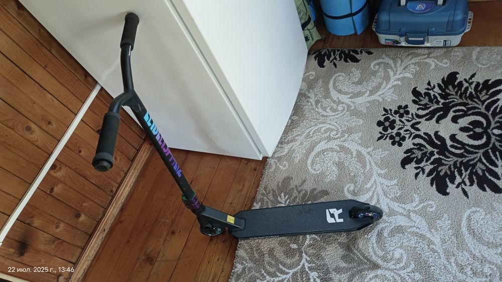 Продам самокат трюковой