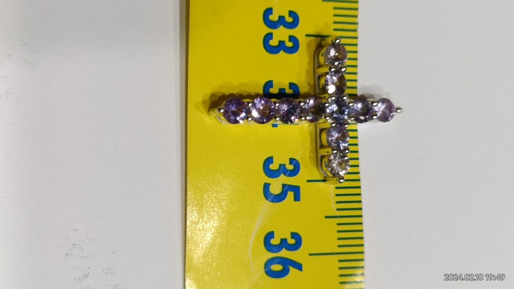 Vind cruce din aur 18kt cu safire