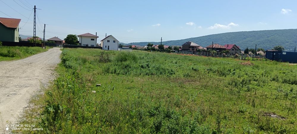 Teren intravilan gilau