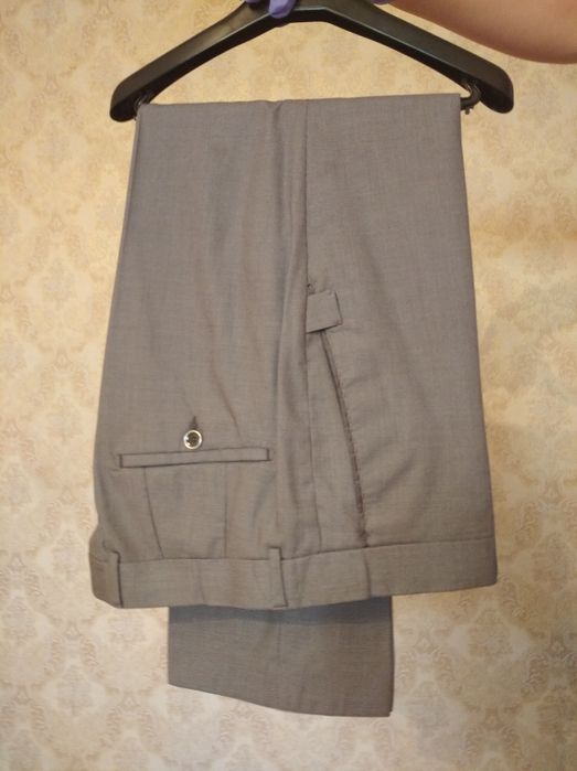 Брюки+костюм серого цвета