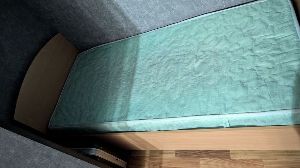 Детская кровать продам