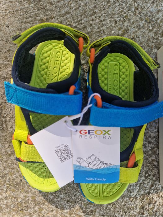 Детски сандаку geox 27 номер