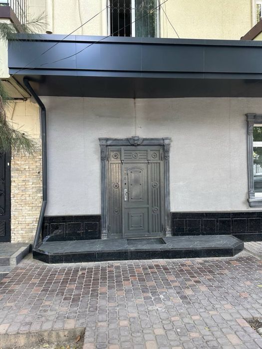 Офис в аренду | Яккасарай | Глинка, 3 кабинета с площадью 84 кв метров