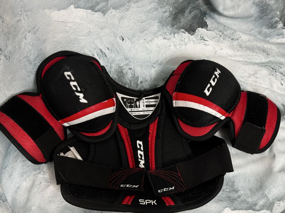 Продам хоккейную форму