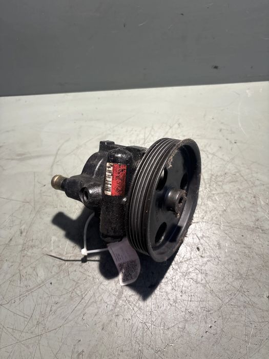 Pompa servodirectie mecanica 7700431286 Renault Clio 2002