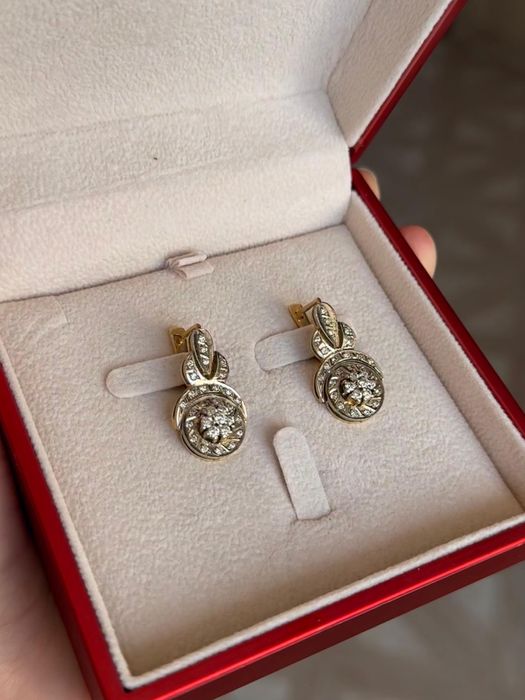 Шикарные серьги с бриллиантами