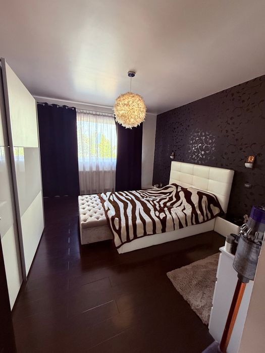 Apartament în vila 3camere + Spațiu comercial