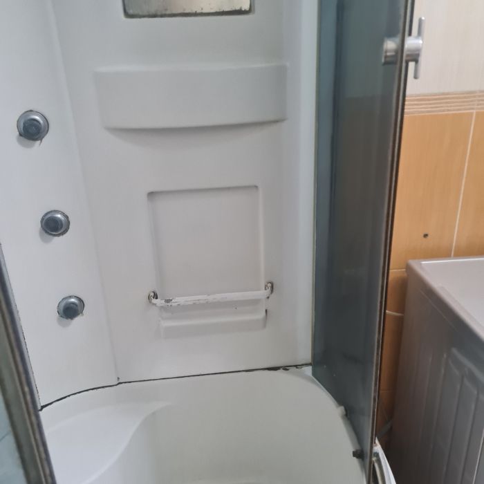 Продам душевую б/у