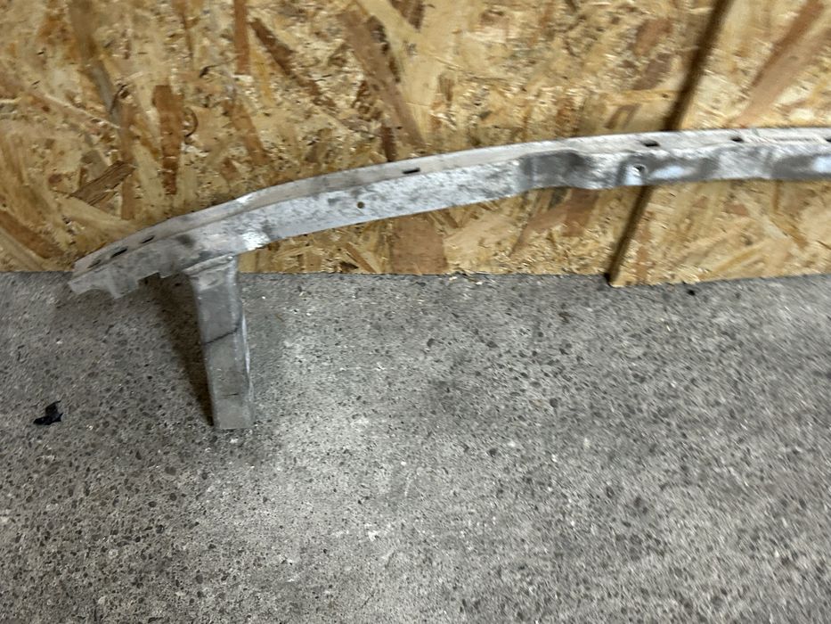 Armatura bmw G30 G31 seria 5 bara fata inferioara 2017-2023