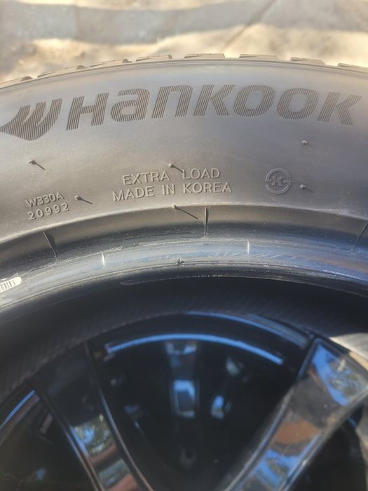 Зимни гуми 235 55 19 Hankook