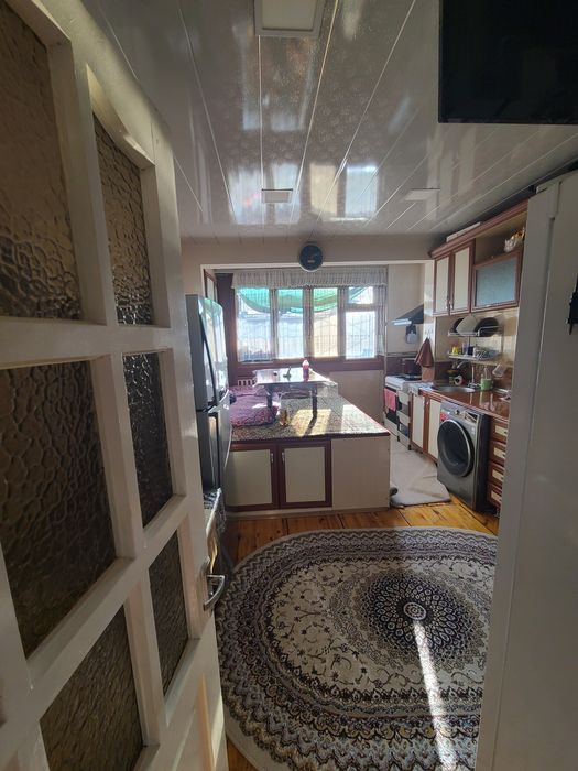 Shayxontohur ibn sino 1da dom sotiladi 9/4/9