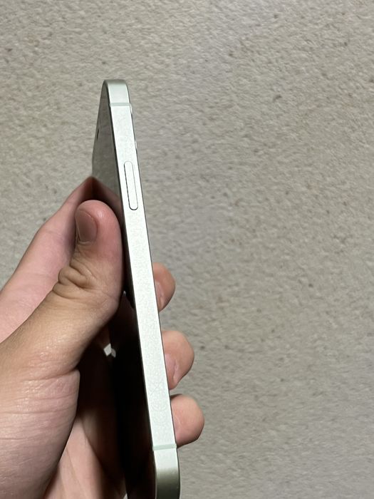 iPhone 12 64g без ремонта!