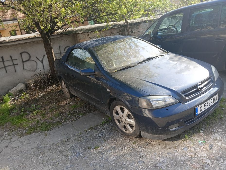 Opel Astra Bertone 2.2