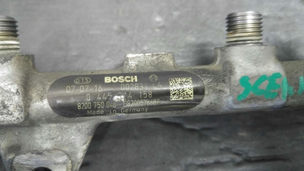 rampa injectoare 1.9 d f9q  renault megane 3 scenic 3  0445214158
