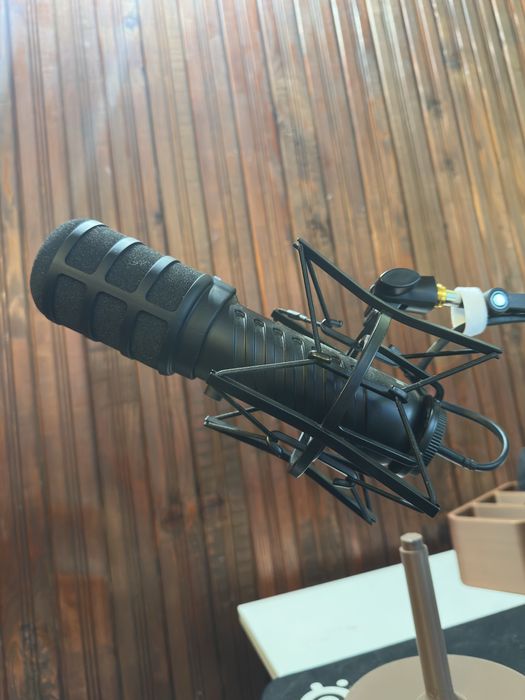 Rode XDM 100 микрофон