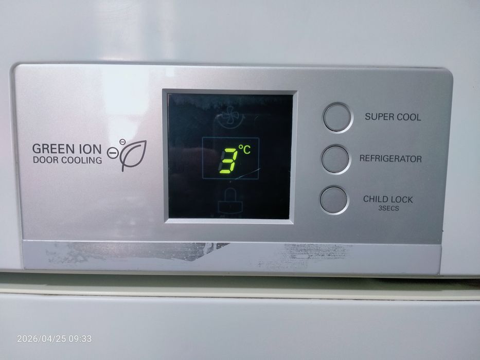 Холодильник LG в отличном состоянии