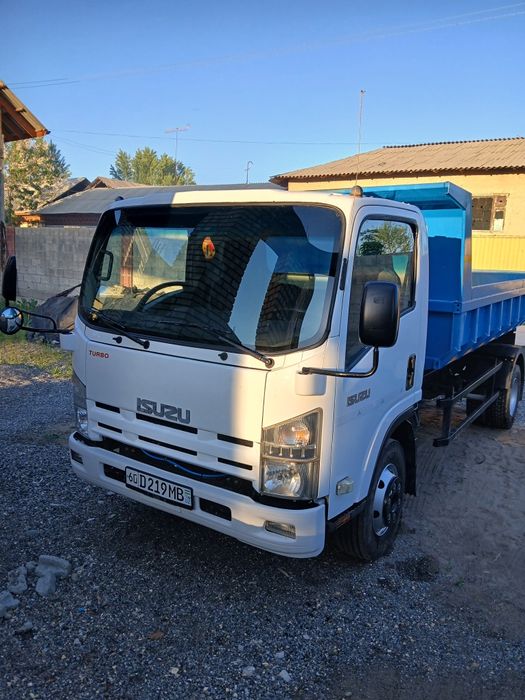 Isuzu samosval sotiladi