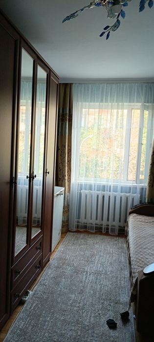 Продам 4 ком кв, 3 этаж