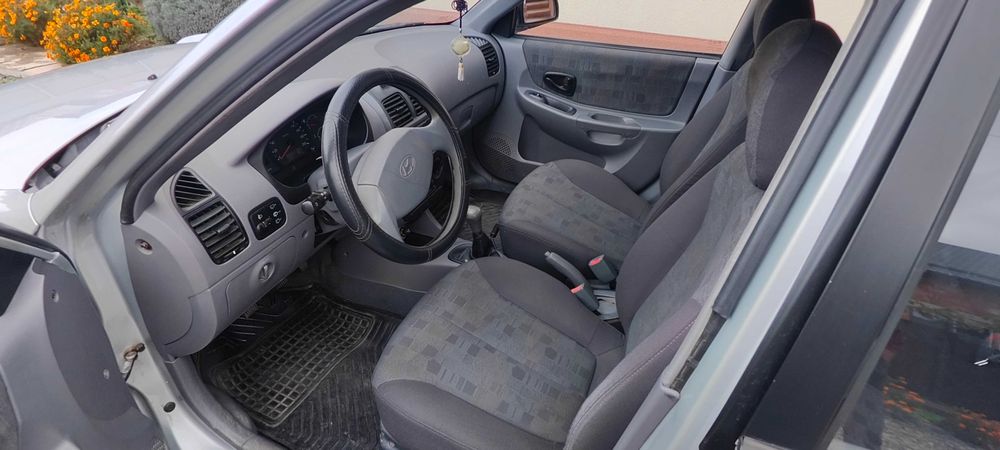 Hyundai Accent 2006, 1.4 benzina, unic proprietar, 61200 km