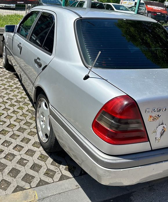 Мерцедес w202 c 250td