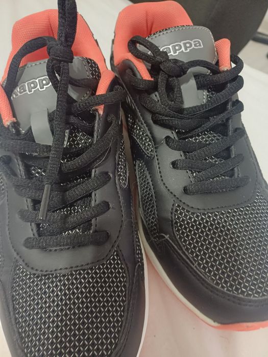 Adidasi dama  marimea 38