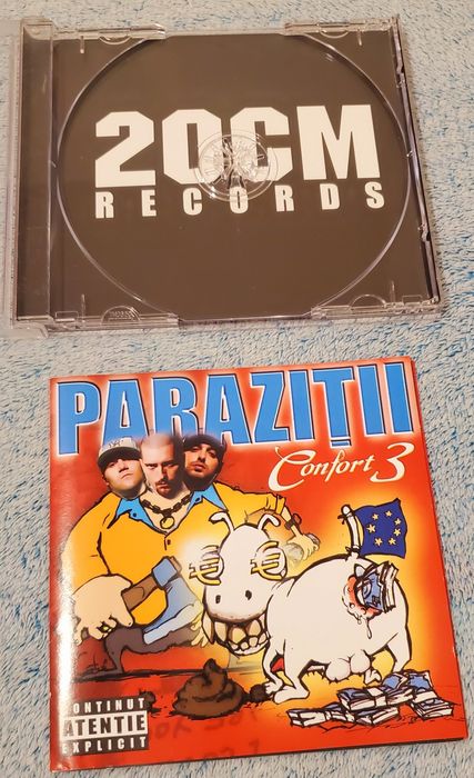 Coperta originala album Parazitii Confort 3