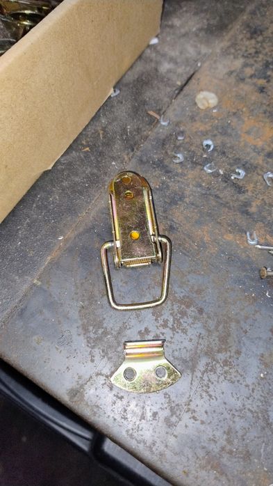 Защёлка замок лягушка